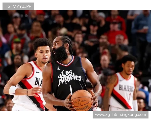 快船双星合体依旧犀利，乔治与莱昂纳德完美配合，乔治和莱昂纳德