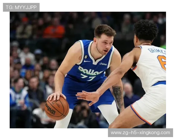 东契奇长传直达罚球区得手，独行侠攻势凶猛