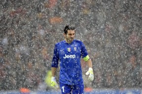 星空体育在线入口-北京鸭攻守两端全面开花展现强队风采，北京鸭川